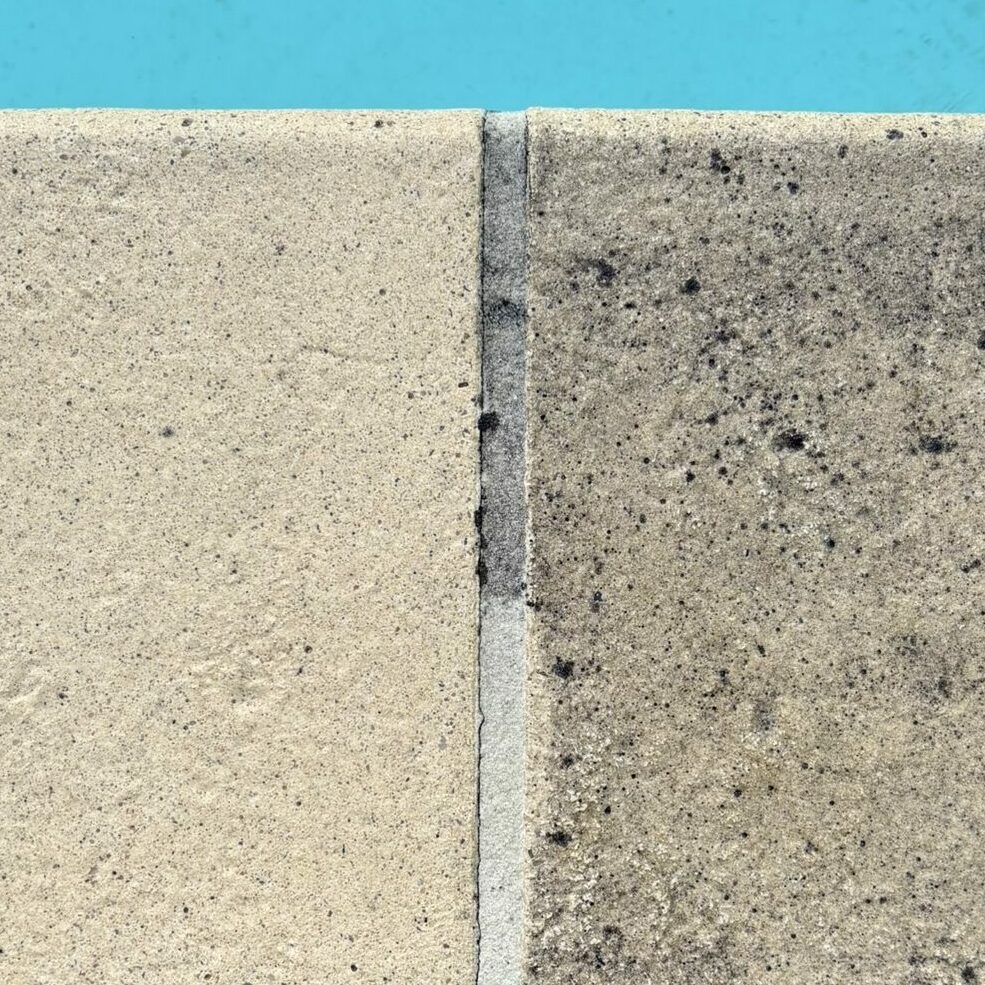 Nettoyage margelle piscine à Toulouse